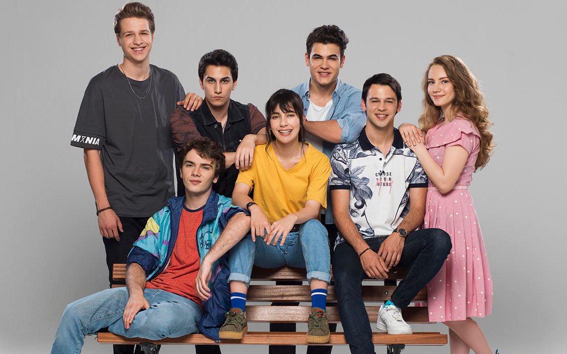 مسلسل الحب الاول مترجم